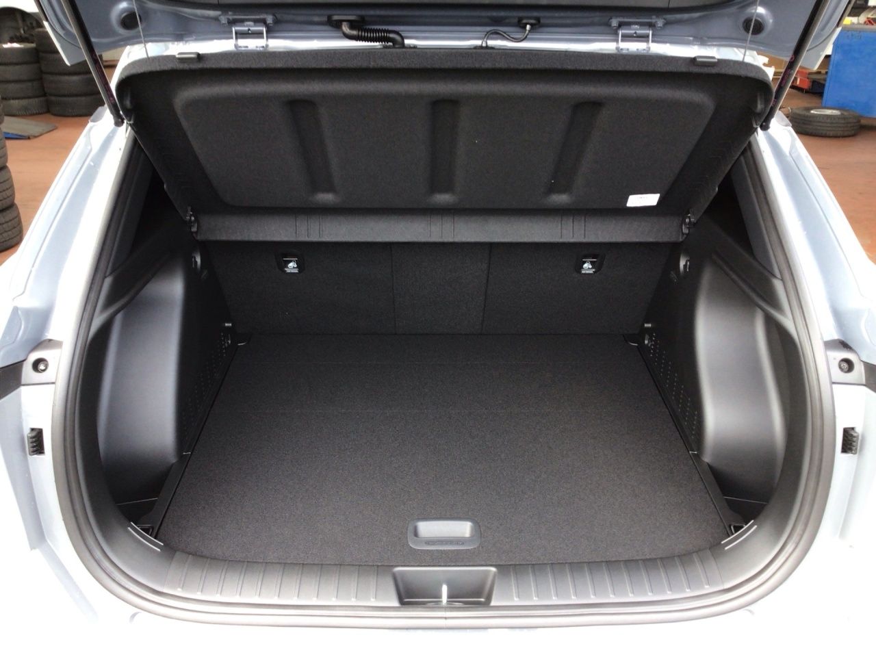 Fahrzeugabbildung Hyundai Kona N Line Elektro 2WD ACC AUT Akustikglas Kam.