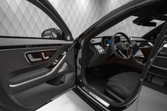 S 680 GUARD 2026 BLACK / BLACK