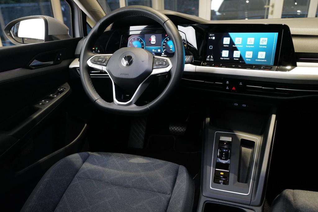 Volkswagen Golf VIII 1.0eTSI DSG Life StdHz Navi ACC Led, миниатюра 9