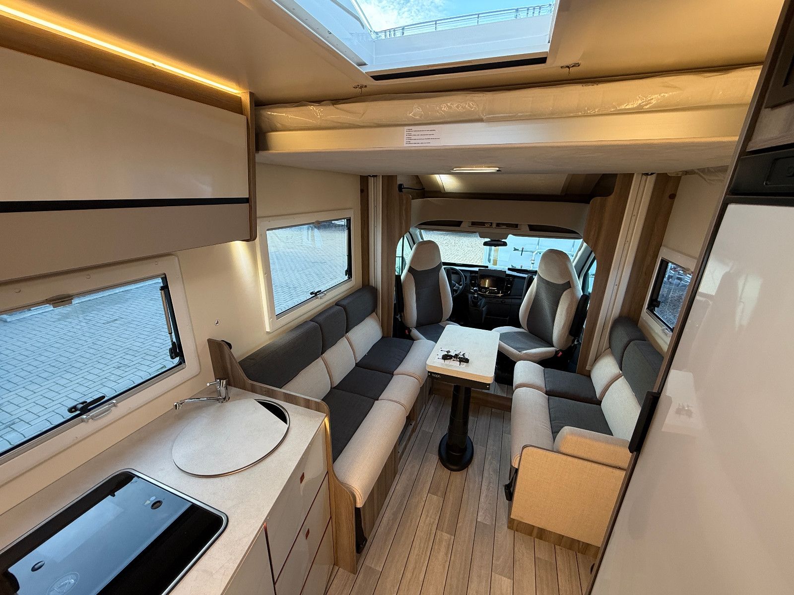 Fahrzeugabbildung Roller Team Kronos Fit 230 TL