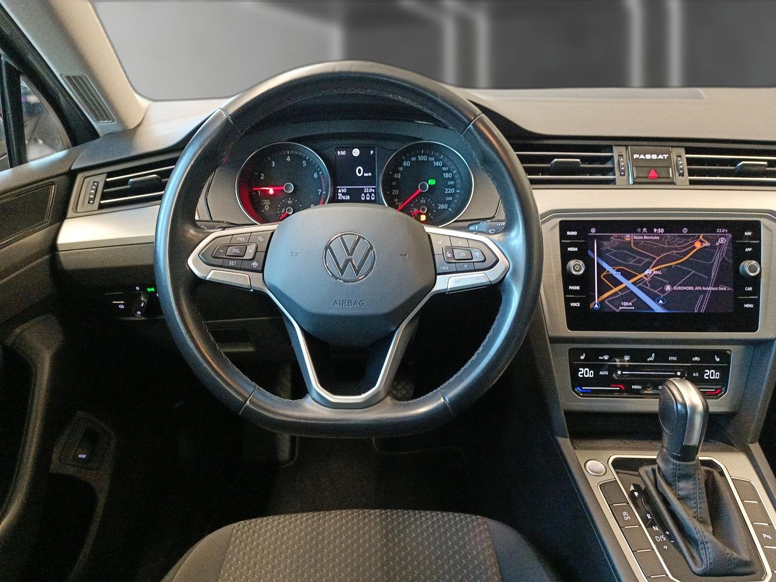 Volkswagen Passat Variant - Bild 10
