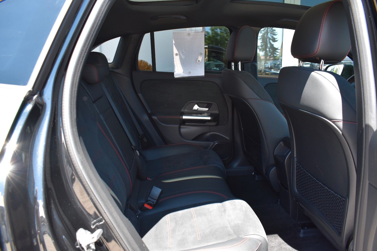 Mercedes-Benz EQA 250 AMG Line Navi PanoDach AHK Sitzhzg foto 12