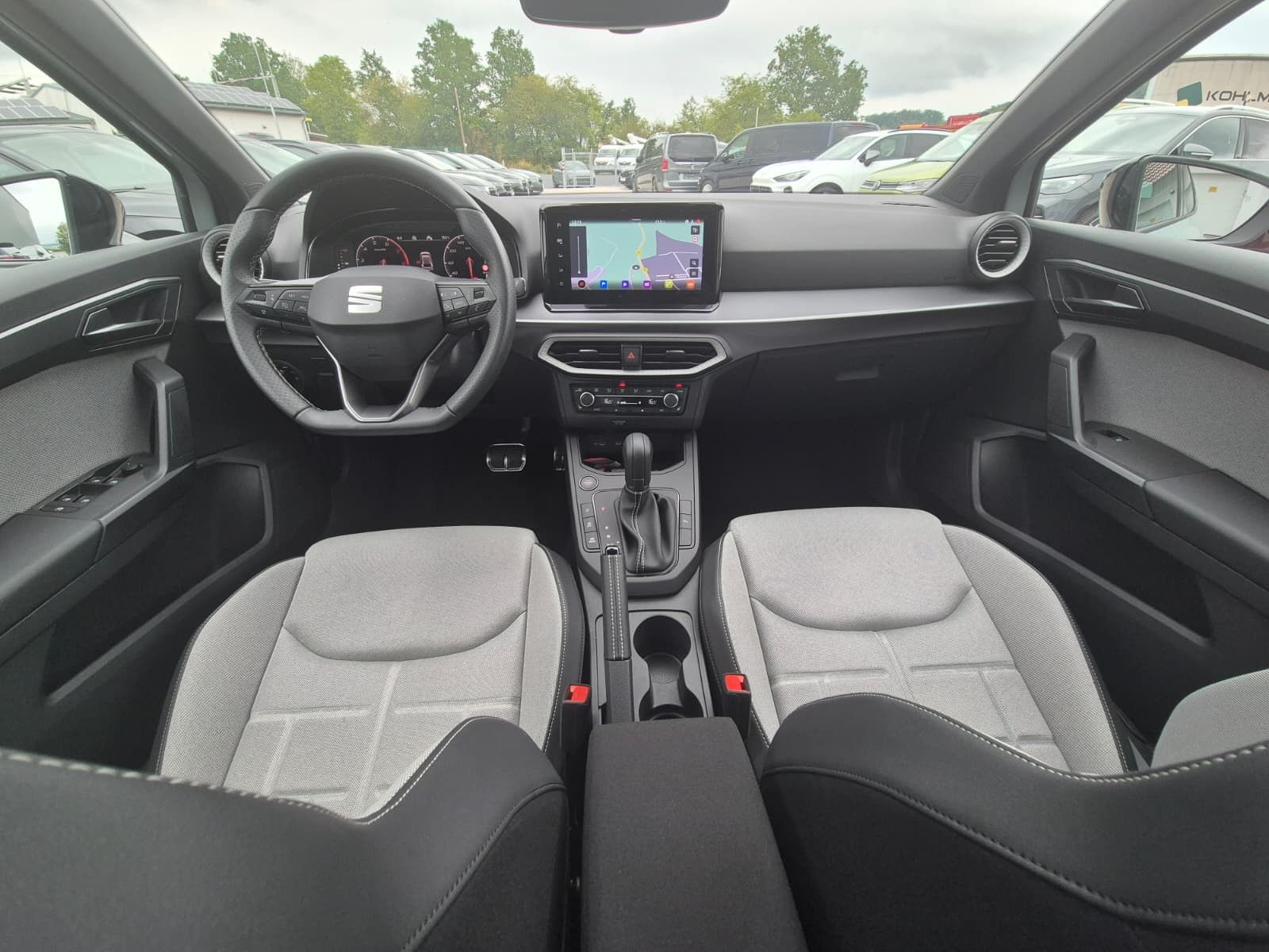 Fahrzeugabbildung SEAT Ibiza 1.5 TSI FR Black Edition*LED*ACC*KAM*PANO