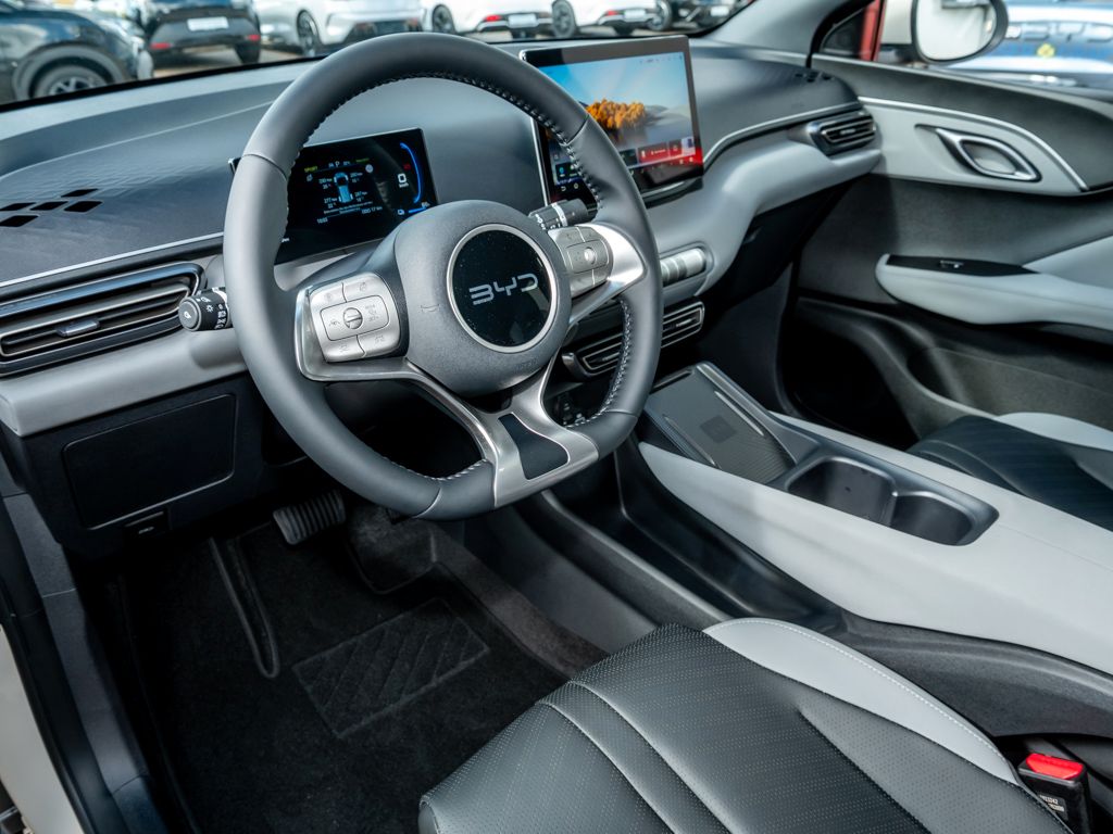 BYD DOLPHIN