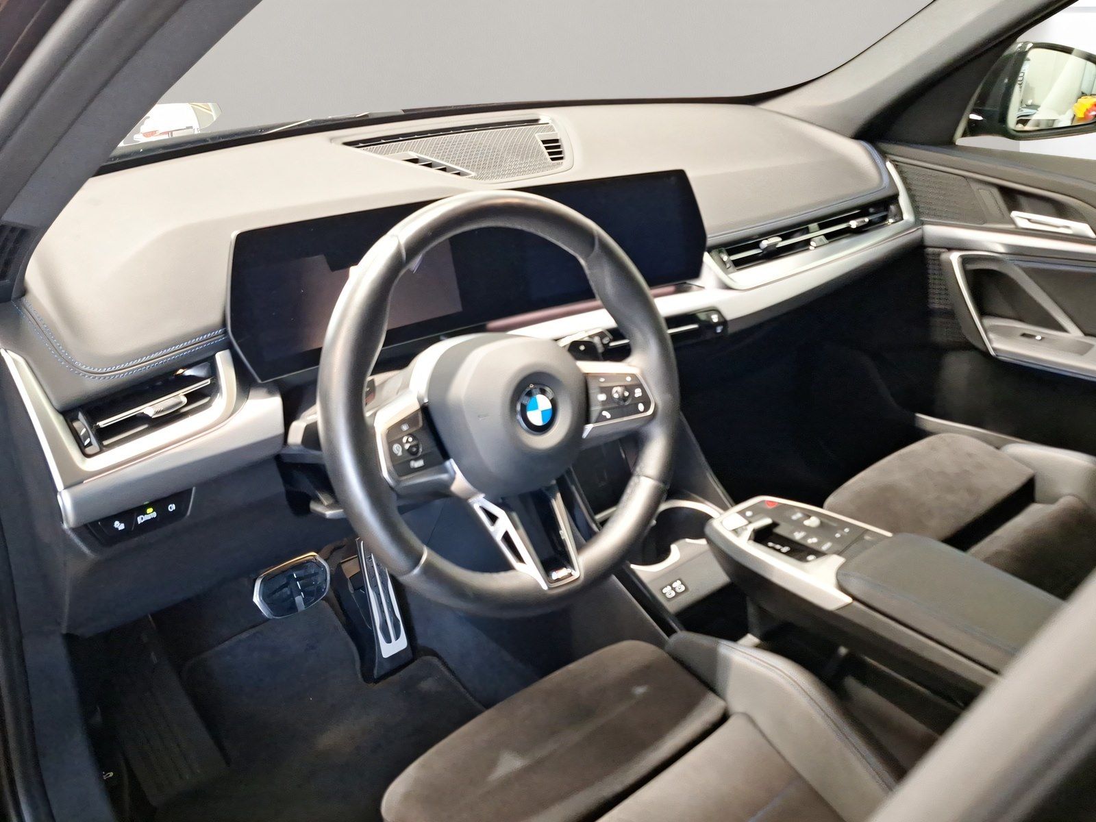 BMW X1 sDrive18i M Sport AHK Kamera Driv.Assist LED foto 4