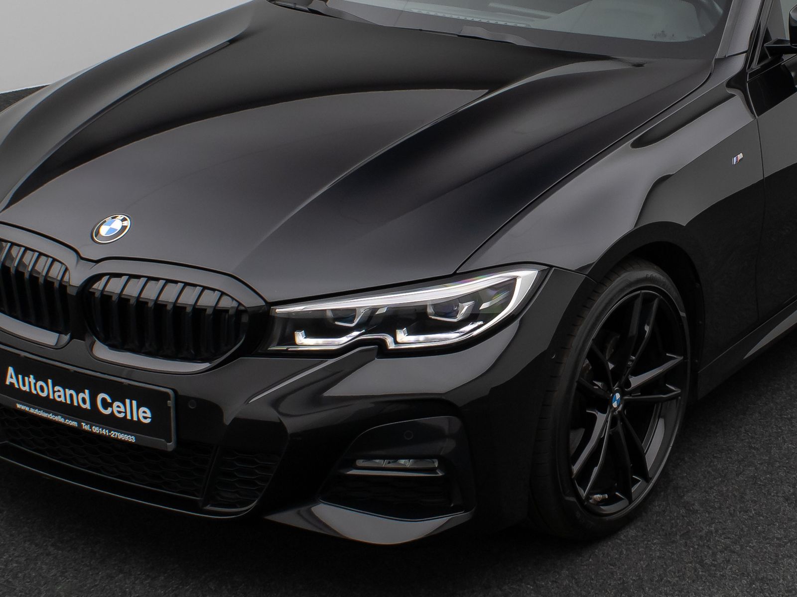 Fahrzeugabbildung BMW 320d M Sport Kamera DAB HiFi Komfort Alarm 19Zol