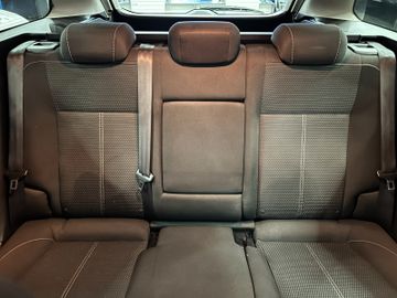 MYAUTOCENTER – Gebraucht- und Jahreswagen mit Werkstattservice in Pfaffenhofen Opel Astra J Sports Tourer Exklusiv *2. Hand*Kamera*