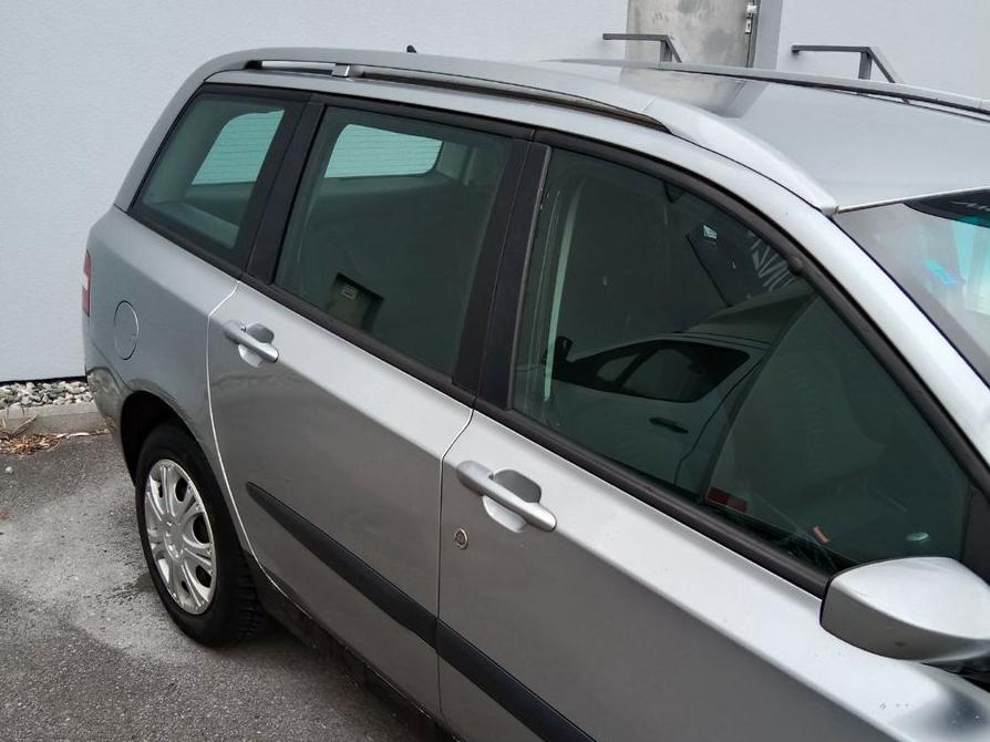 Fiat Stilo 2006 — engine 1.598 cm³, 105 HP (77kW)