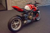 Ducati Streetfighter V4 Supreme. *1 OF 250 LIMITED ED - DUCATI 250