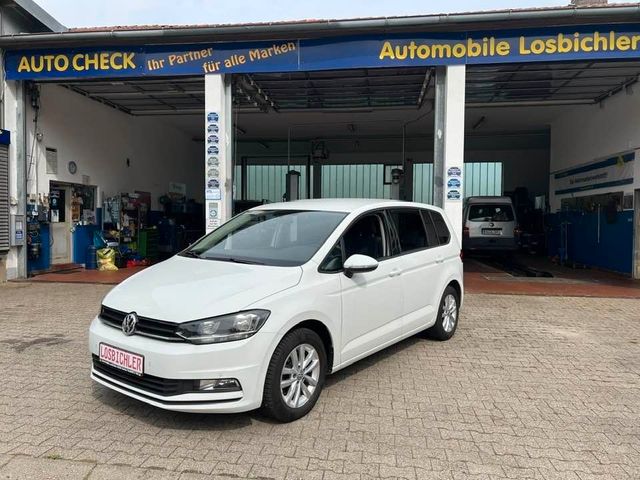 Volkswagen Touran 1.6 TDI AHK, PDC, Navi