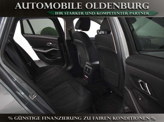 BMW 320 d xDrive *DriveAss*Curved*LiveCP+*MJ23*LED*