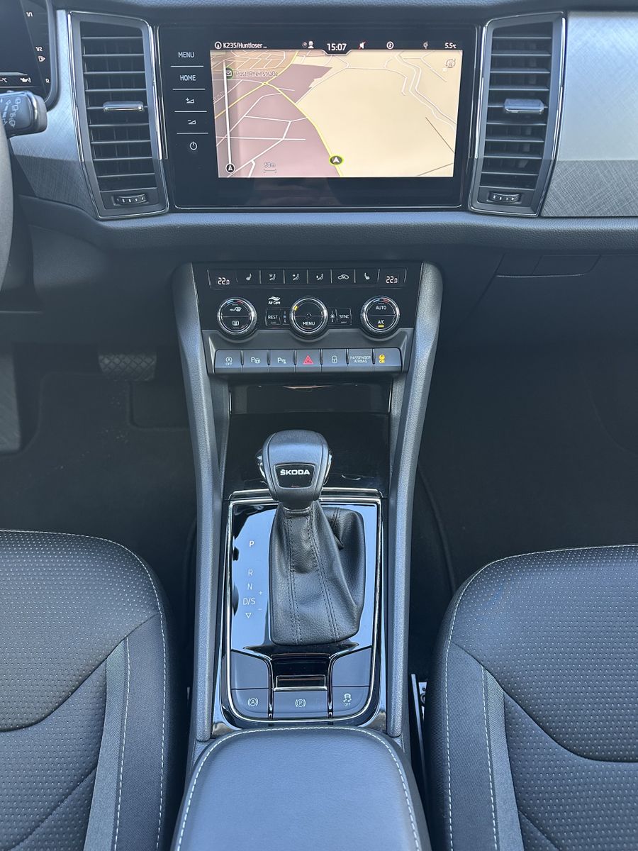 Fahrzeugabbildung SKODA Kodiaq 2.0 TDI DSG Tour NAV+LED+KAMERA+ACC+19ZO