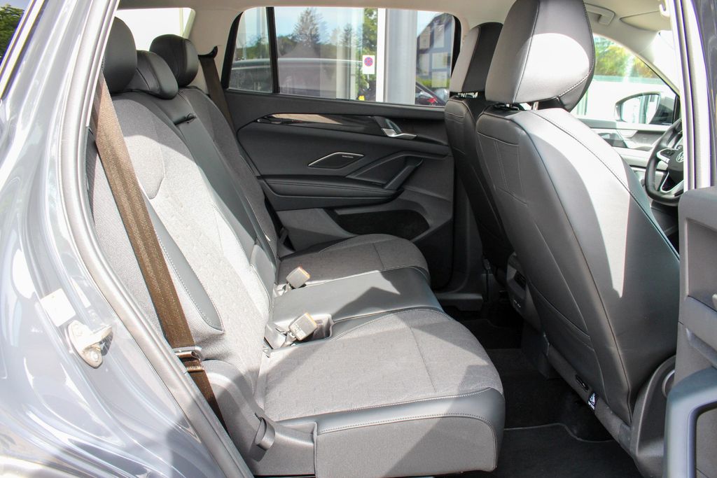 VW Tayron Life 2,0 I TDI/ AHK/ IQ DRIVE/ AWD / ACC VW Tayron Life 2,0 I TDI/ AHK/ IQ DRIVE/ AWD / ACC