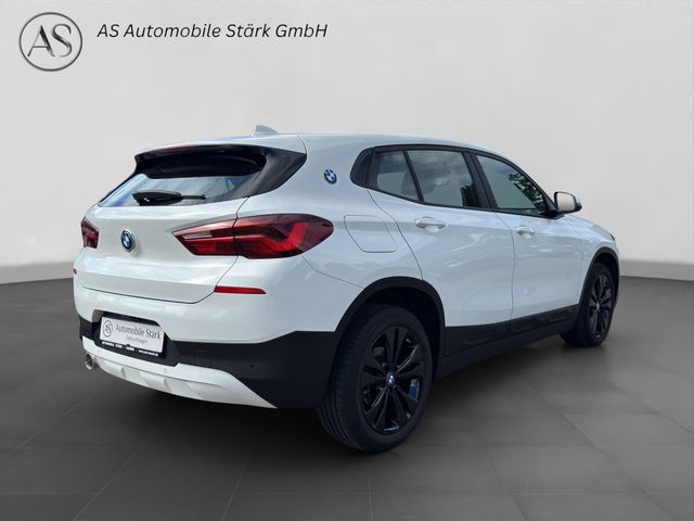 Fahrzeugabbildung BMW X2 sDrive 18i Automatik+LED+Navi+Pano+Kamera+DAB