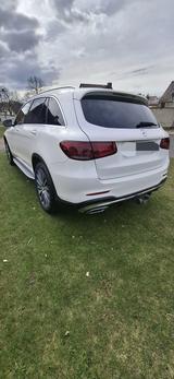 Mercedes-Benz GLC 300 d 4MATIC Autom. - - Mercedes-Benz GLC 300: Alcantara, mit Apple Carplay