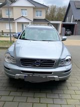 Volvo VOLVO XC90 IN SILBER - Volvo XC90 aus 2013