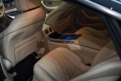 MERCEDES-BENZ AMG GT 53 4Matic+*BURM*360*MASSAGE*V8*1HAND*VOLL
