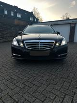 Mercedes-Benz E 350 CDI T BlueEff. Avantg. Designo  - Mercedes-Benz E 350 in Essen