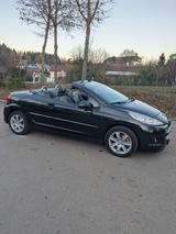 Peugeot 207 CC Platinum HDi FAP 110 Platinum - Peugeot 207 Platinum mit Diesel-Antrieb