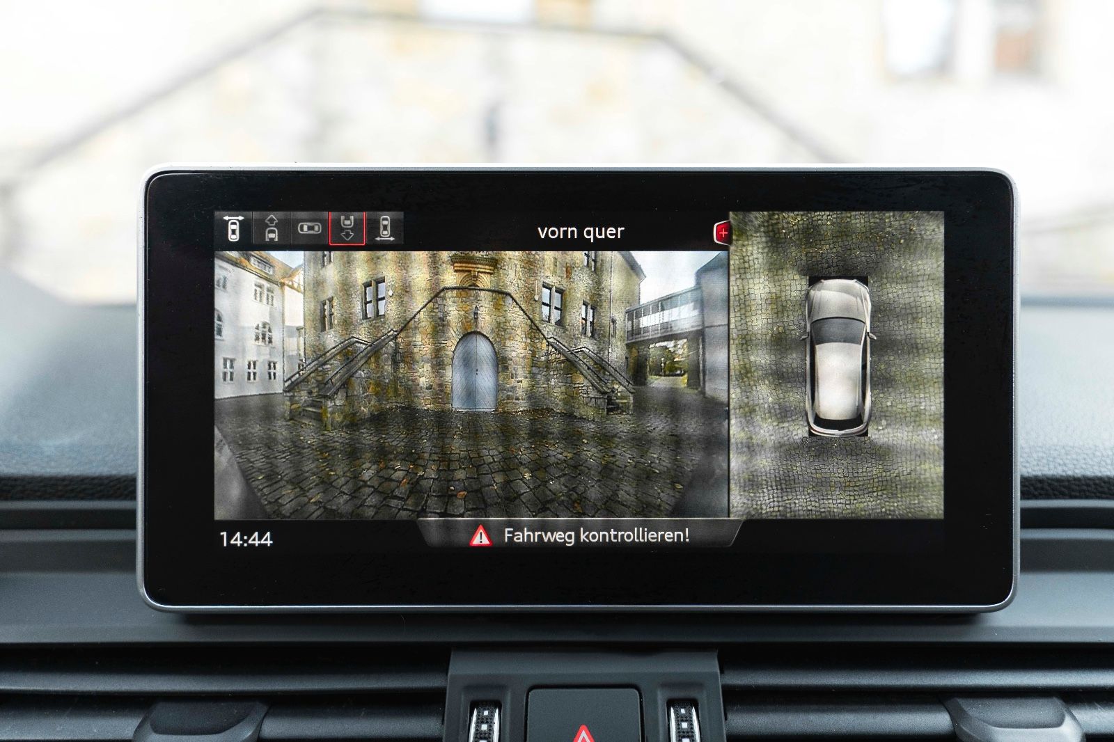 Fahrzeugabbildung Audi Q5 2.0 TFSI QUATTRO S-LINE 360° B&O TOTW SHZ PDC