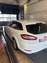 Ford Mondeo 1,6 EcoBoost Ambiente Turnier Ambiente - Ford Mondeo: Ambiente