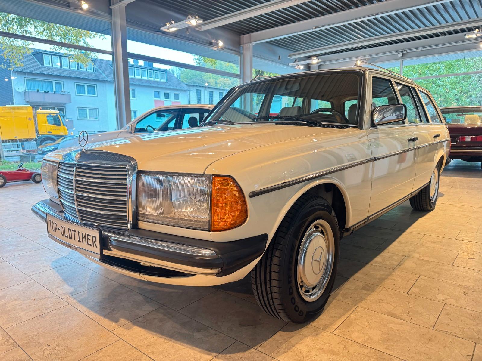 Mercedes-Benz 200