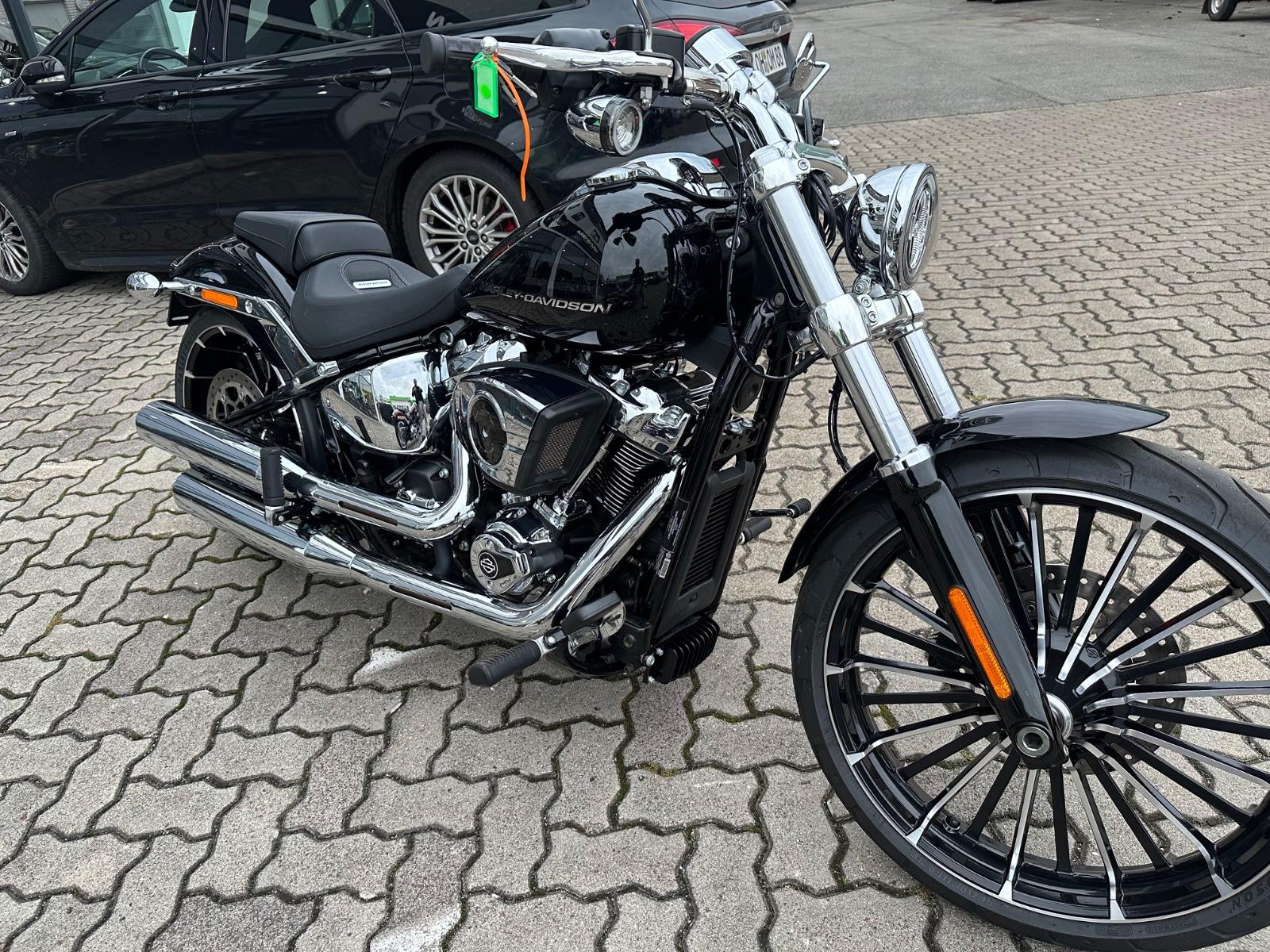 Harley-Davidson Breakout 117 2025 Model