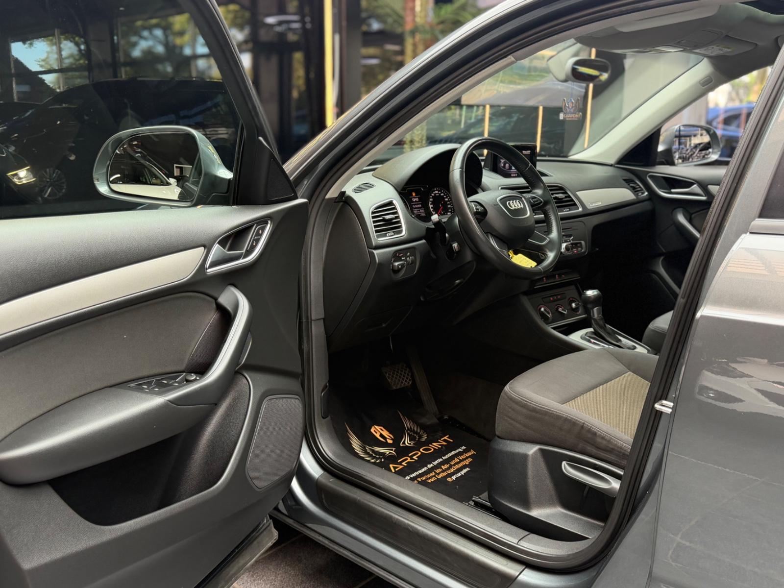 Audi Q3 2.0 TDI quattro/Xenon/Navi/BT/SHZ/PANO