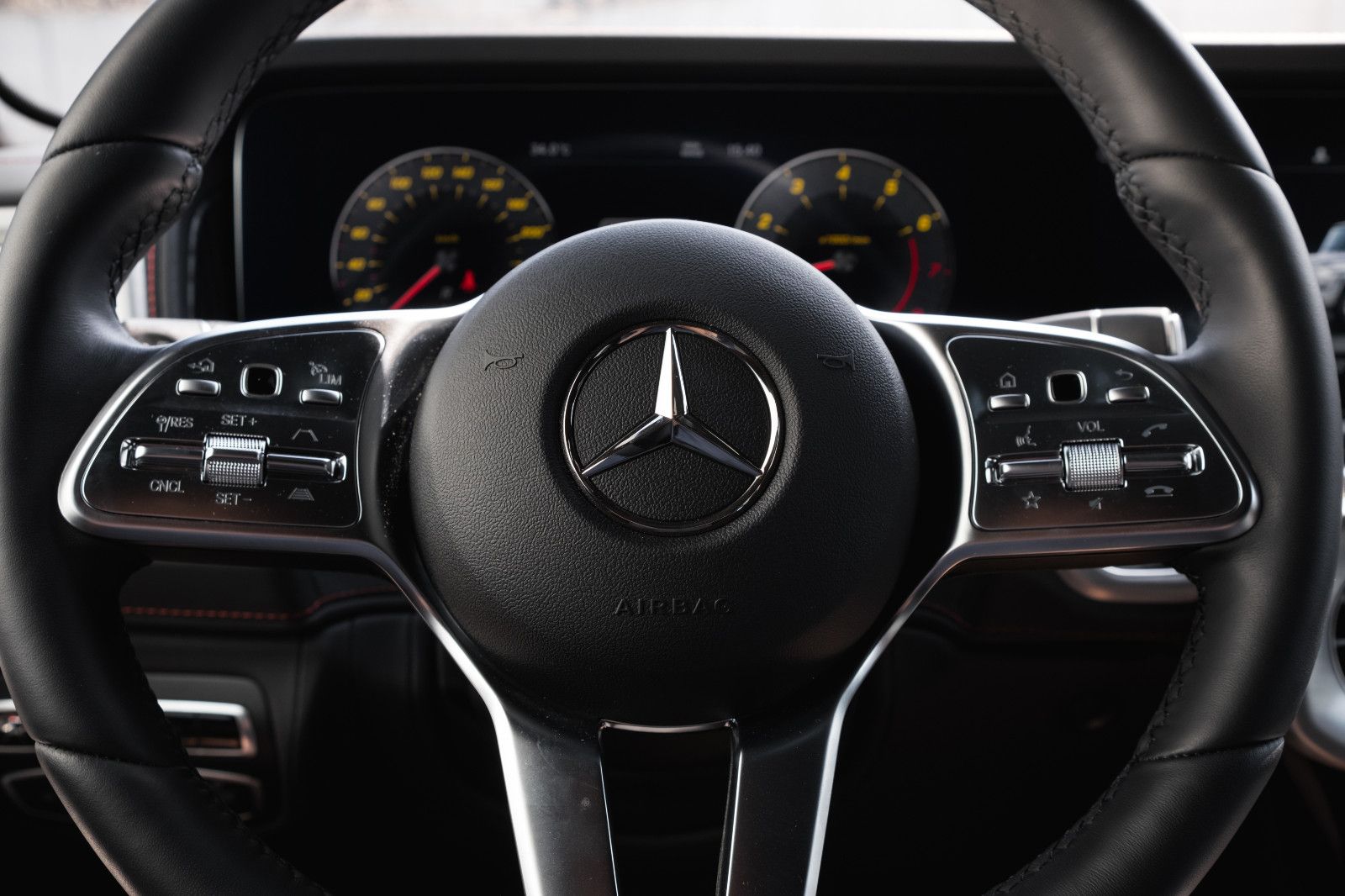 Fahrzeugabbildung Mercedes-Benz G 500-Superior-Night-P. I&II-STHZ.-Technik-Paket