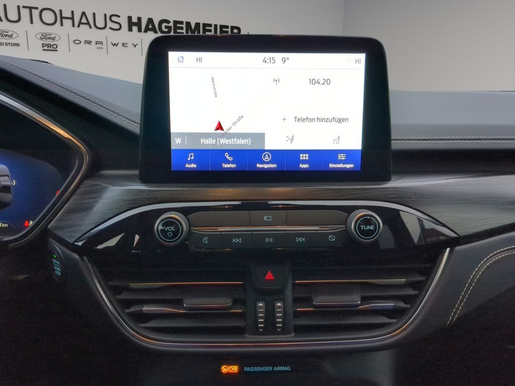 Fahrzeugabbildung Ford Kuga Vignale 2.5 PHEV Automatik -AHK schwenkbar-