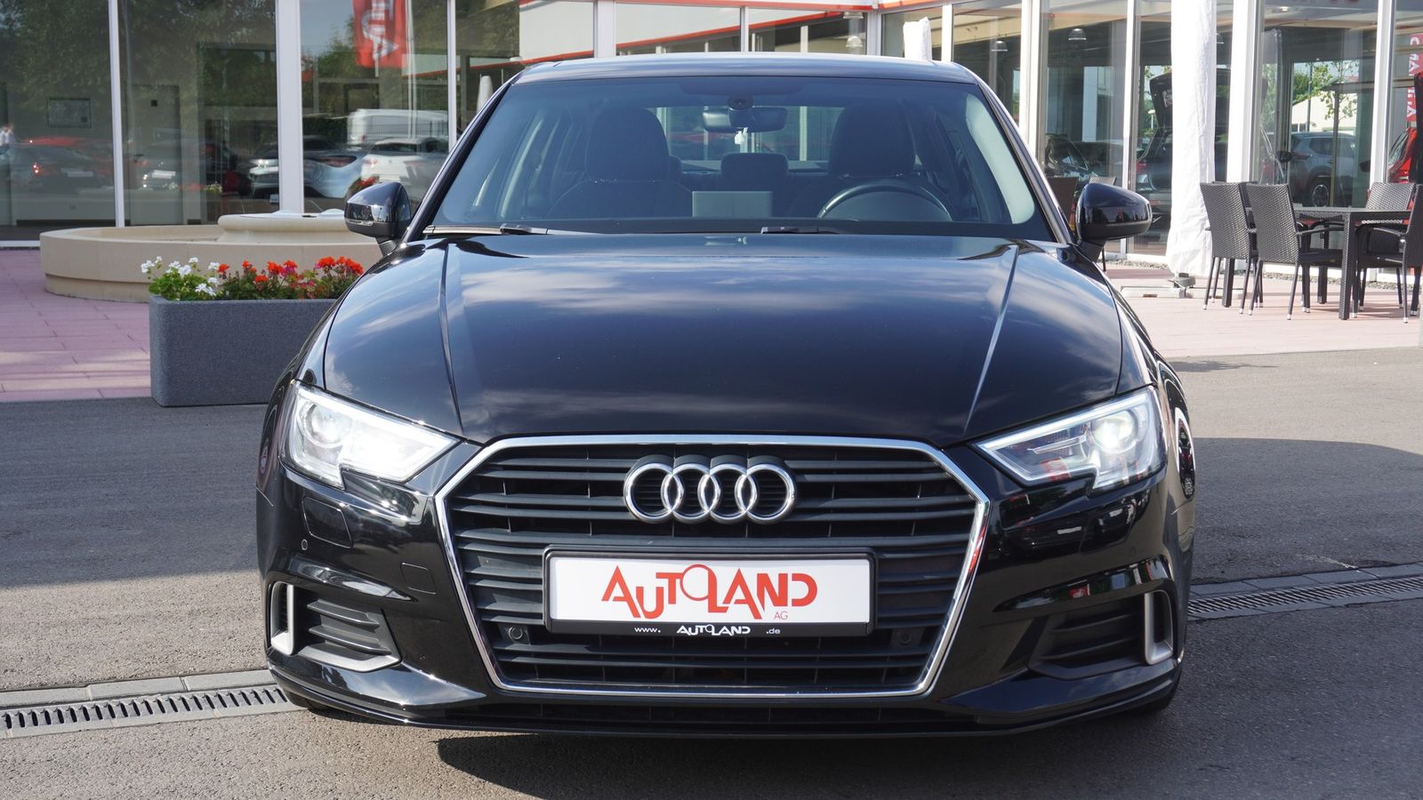 Audi A3 30 1.0 TFSI sport Bi-Xenon Navi Schiebedach imagem 2