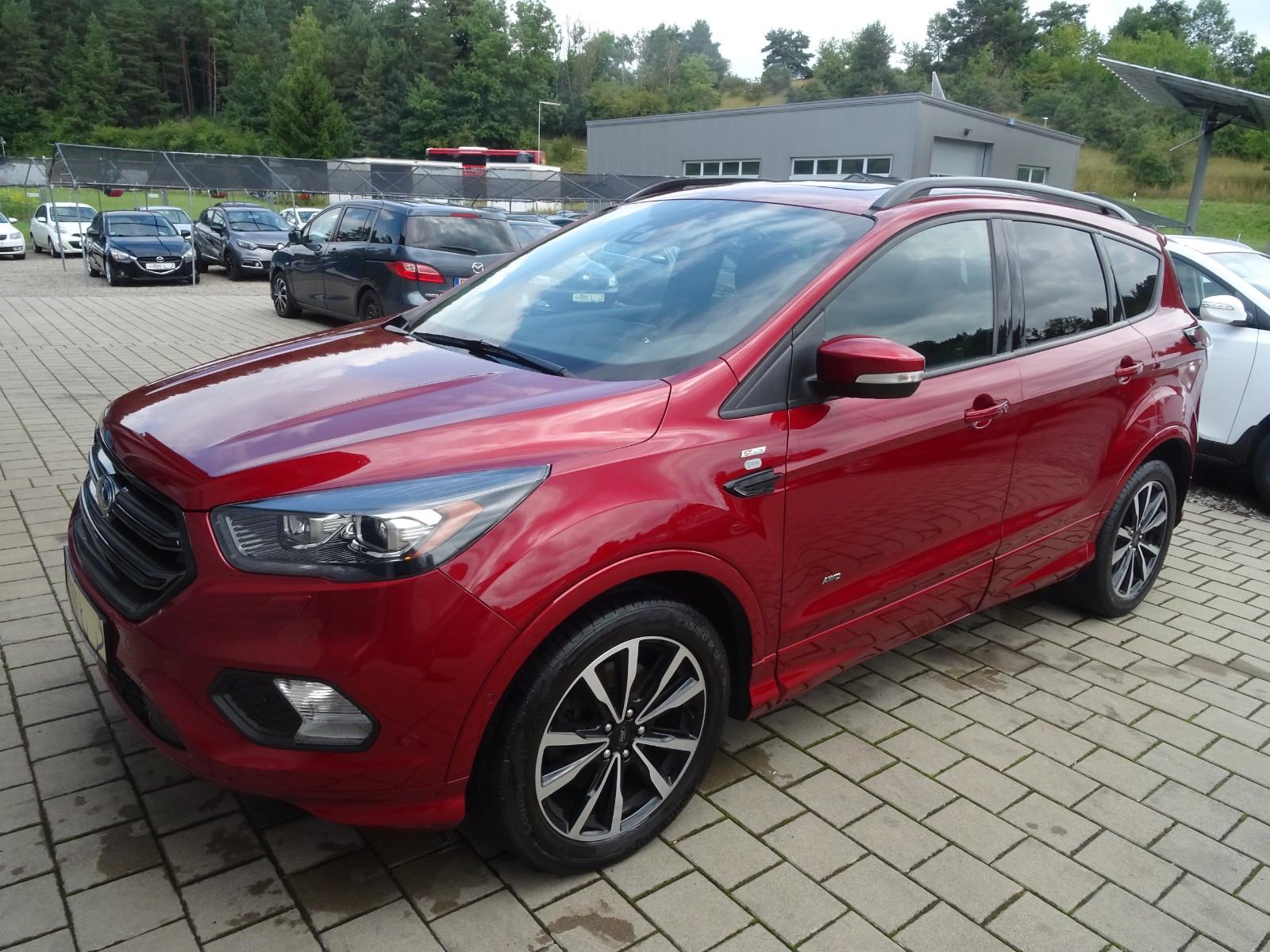 Ford Kuga ST-Line 1.Hand Allrad/Panorama