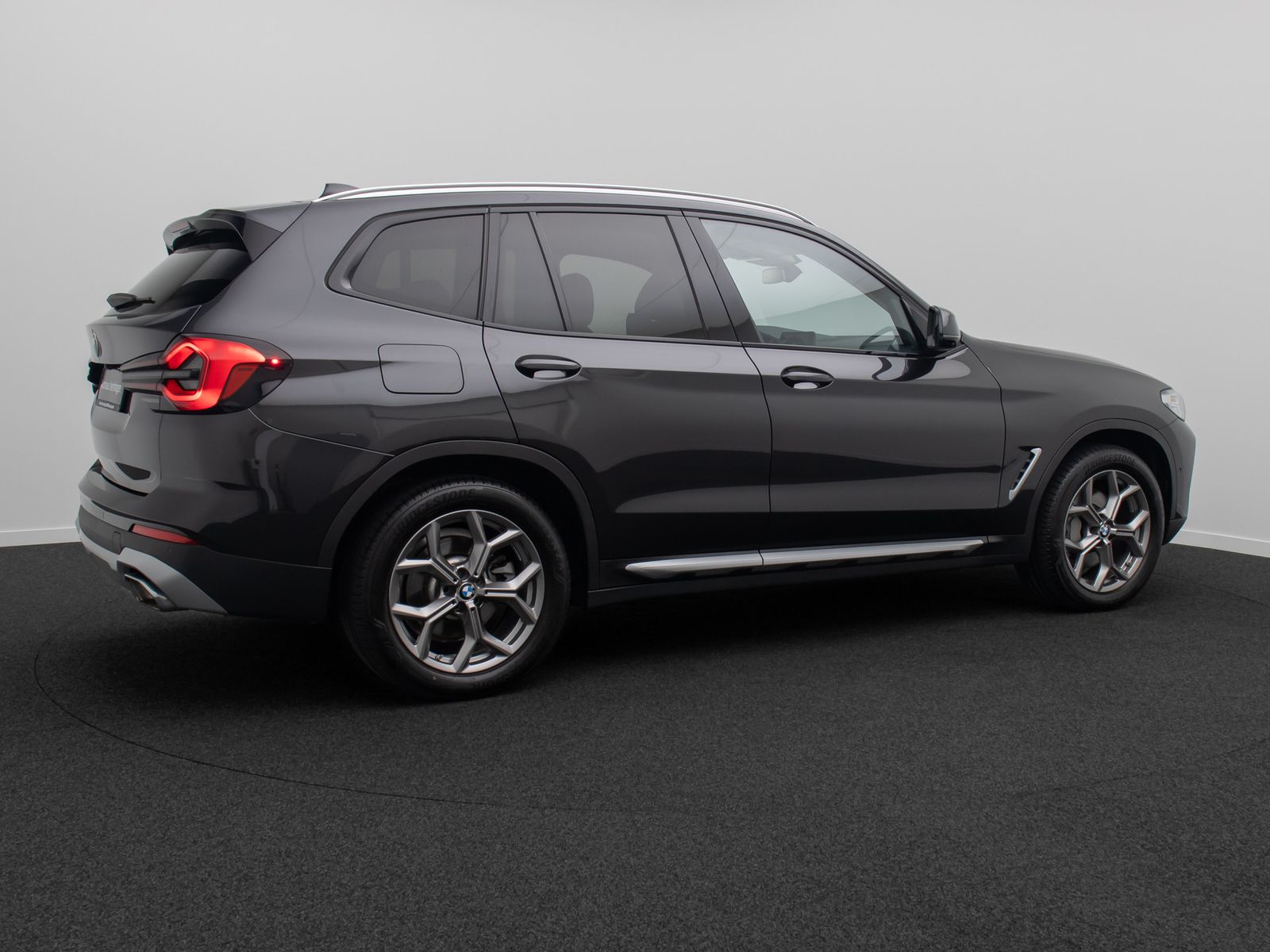 Fahrzeugabbildung BMW X3 xD30d Sport AHK DAB 360° Komfort Leder 19Zoll