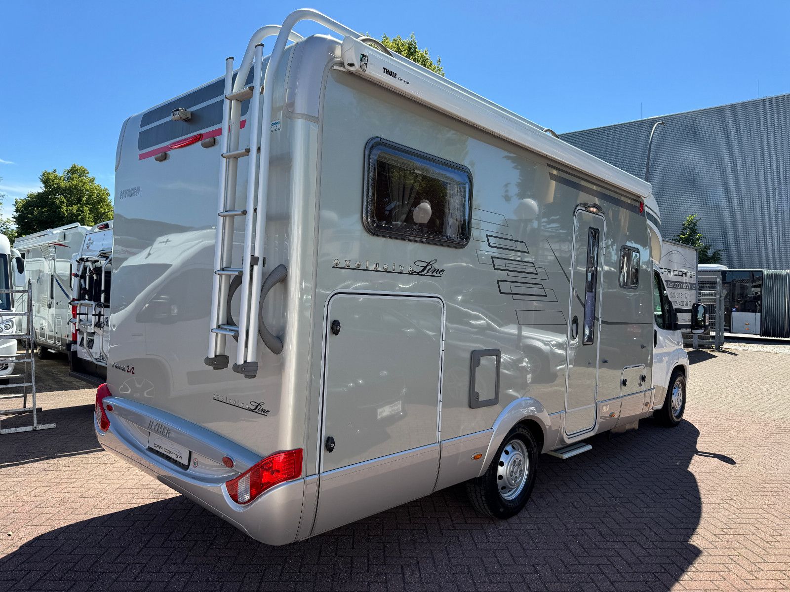Fahrzeugabbildung HYMER / ERIBA / HYMERCAR T 614 CL 2X2 EXCLUSIVE LINE DUCATO MAXI SOLAR 1H
