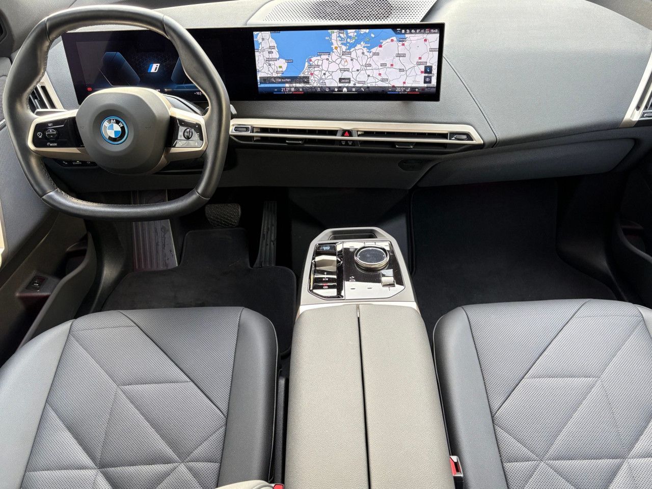 BMW iX - Bild 12