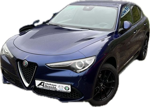 Alfa Romeo Stelvio 2.0i Turbo Super Q4 Allrad,Navi,Bi-Xenon