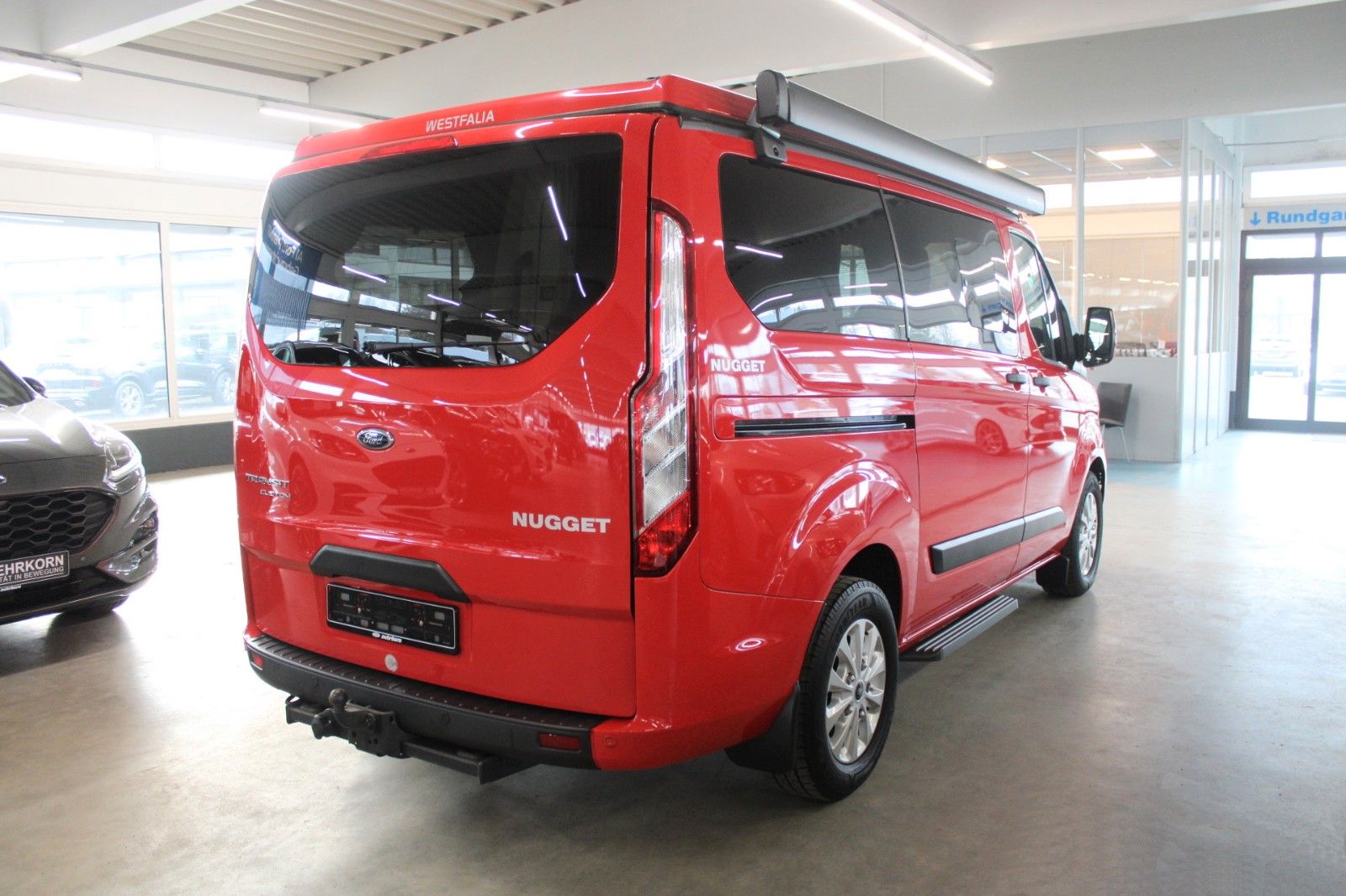 Fahrzeugabbildung Ford Transit Custom NUGGET Aufstelldach AHK Markise