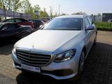 Mercedes-Benz E 220 d T Automatik Niveau AHK Kamera Allwetter