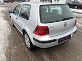 Volkswagen Golf 1.4 Editoin - gebrauchte VW Golf aus dem Jahr 2001