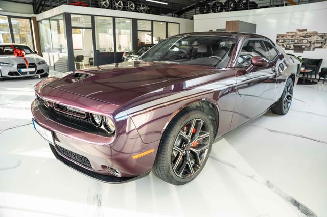 Dodge Challenger 3,6 KAMERA LEDER XENON TOP