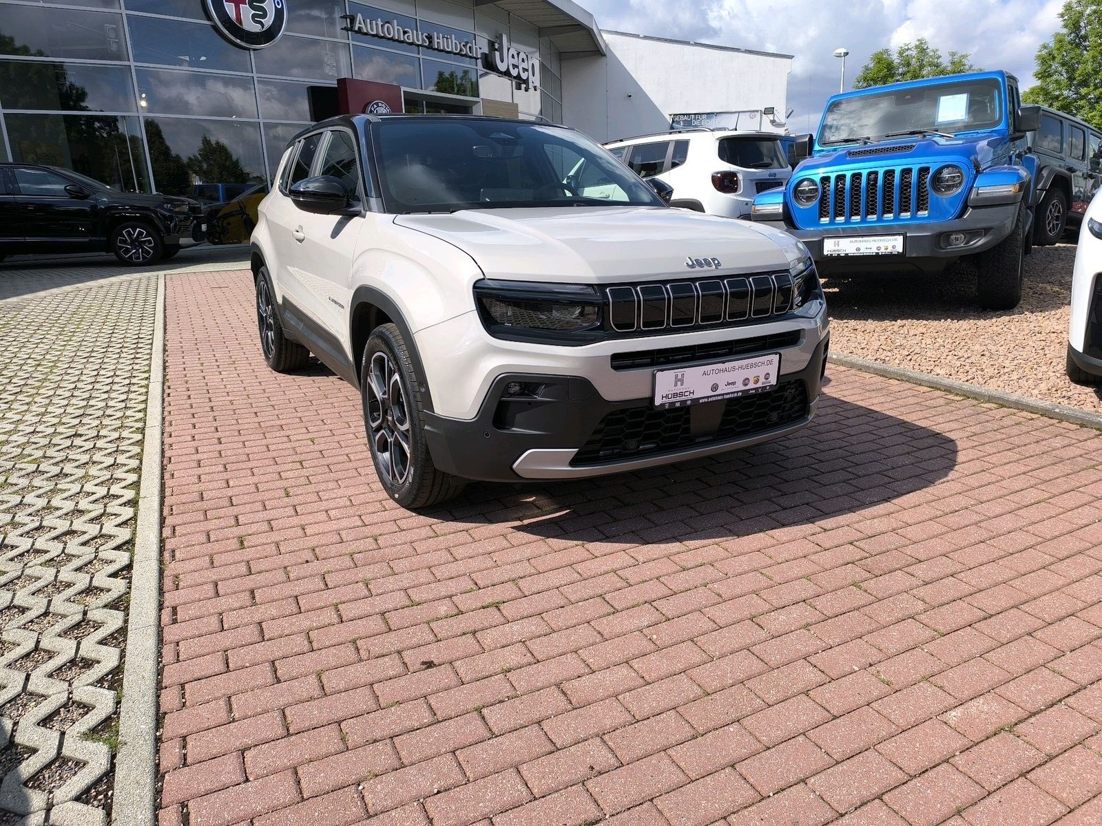 Jeep Avenger Summit Electric