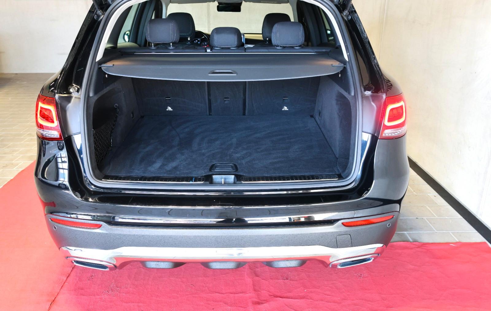 Mercedes-Benz GLC 300 d 4Matic 1Hand KAM MBUX LED TOT Verkzerk