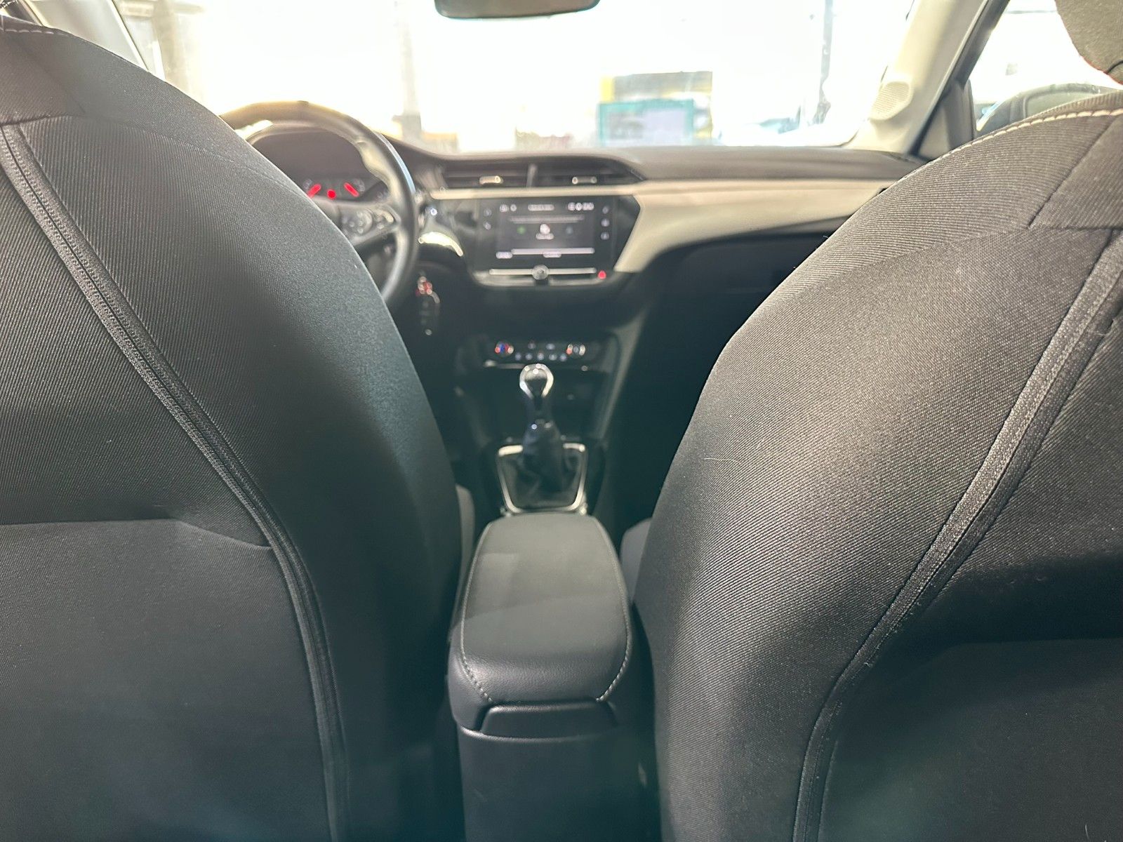 Fahrzeugabbildung Opel Corsa F Edition 1.2 LED/NAVI/PDC/DAB/ALU/TEMPO