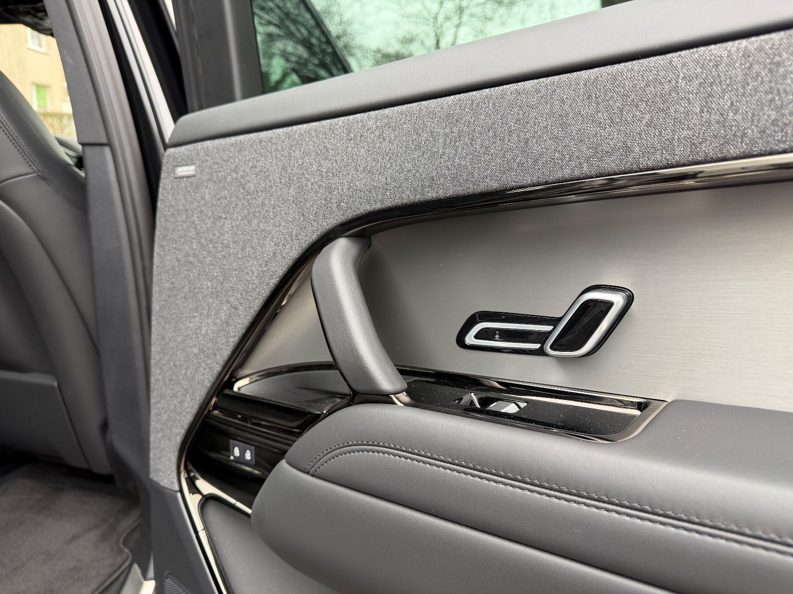 Fahrzeugabbildung Land Rover Range Rover Sport SE*HEADUP*LED*MERIDIAN*MEMORY