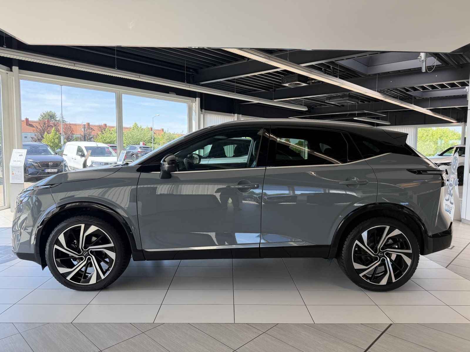 Nissan Qashqai 1.3 DIG-T Tekna+/MASSAGE/PANO/CARPLAY/BO imagem 2