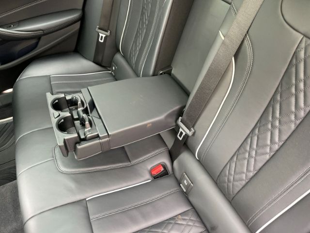 Fahrzeugabbildung BMW 530 i Touring Sport Line Autom. AHK, Leder, Stan