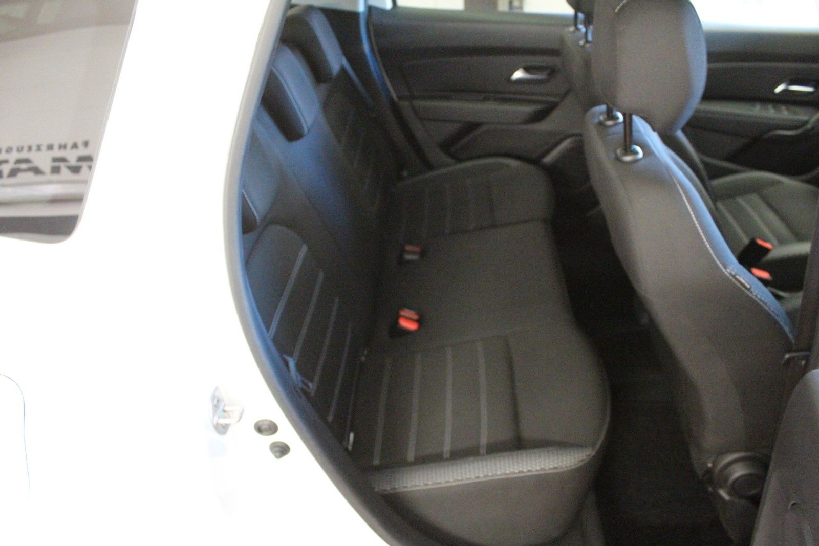 Fahrzeugabbildung Dacia Duster Sce 115 Prestige *Navigation *