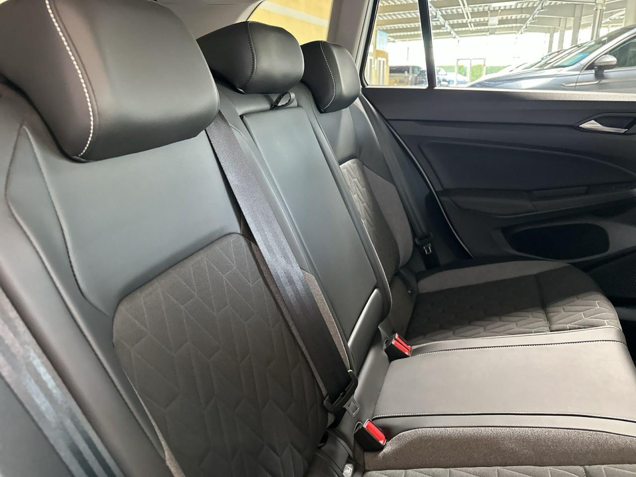 Volkswagen Golf VIII Variant 1.5 eTSI GOAL OPF DSG+SHZ+BAA+, миниатюра 6