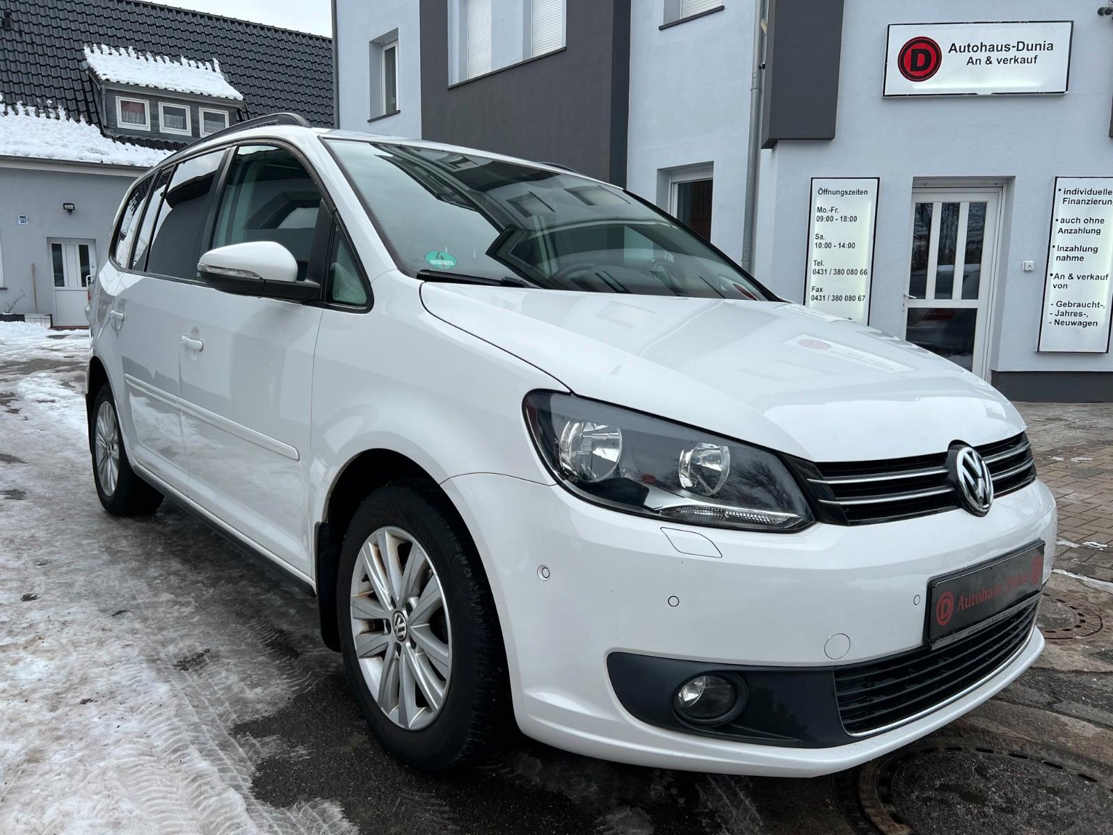 Volkswagen Touran Autom. Navi AHK PDC Standheizung
