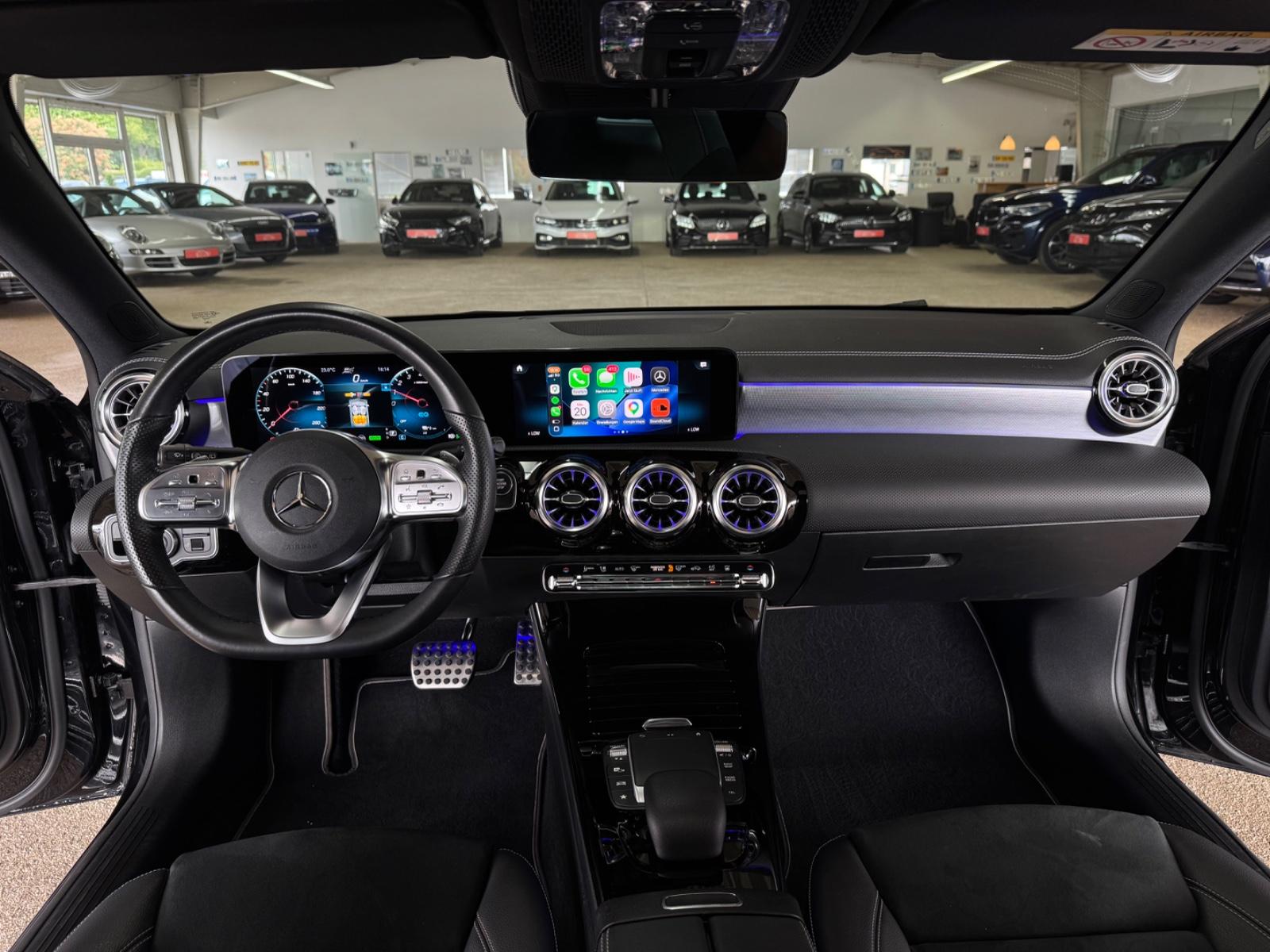 Mercedes-Benz A 250 e AMG-Line  *PAN*WS*APP*ACC*LED*SHZ*360°*